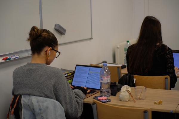 Salle de cours en classe préparatoire privée